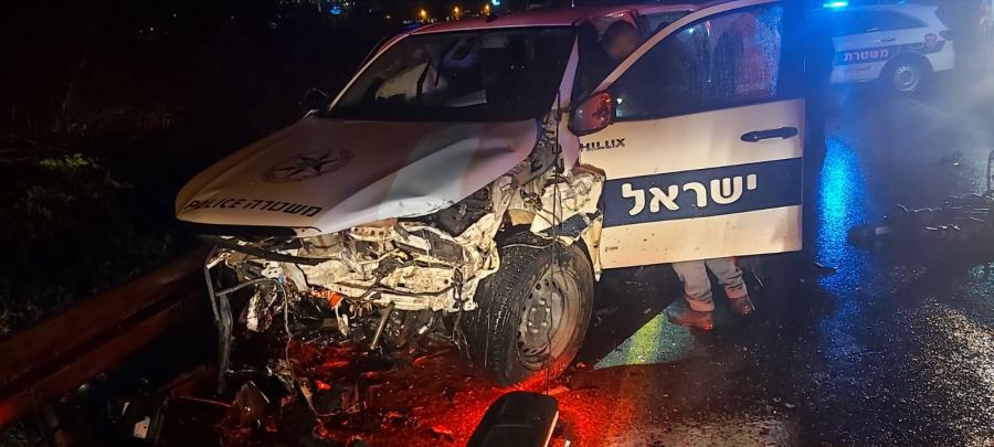 اصابة 2 شرطيين وشاب بجراح خطيرة بحادث طرق قرب باقة الغربية